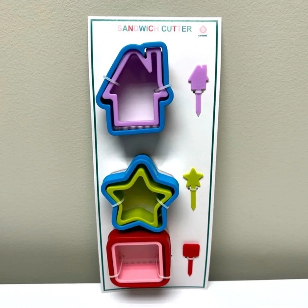3 for $15 SALE Sandwich Cutter Set: house, star, square by Target Bullseye